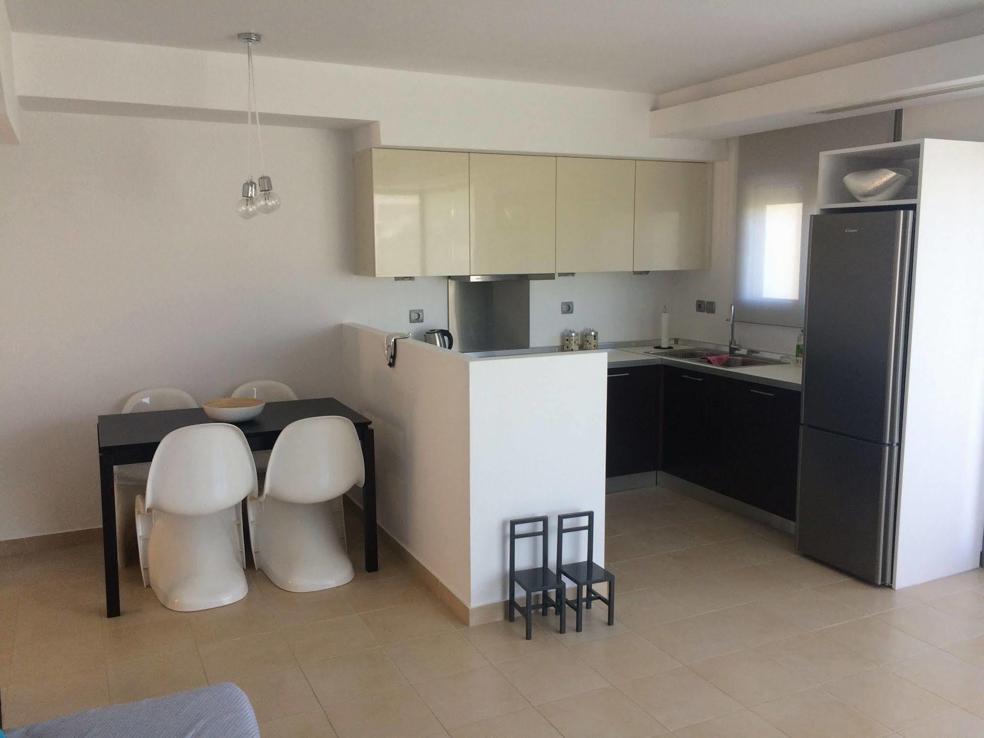 Rvg Rania House With Pool Apartment Porto Heli Bagian luar foto